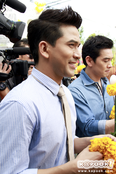 บวงสรวง ทรายสีเพลิง
