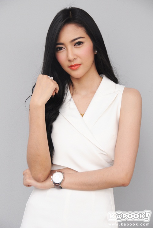 สาวน้อยร้อยล้าน