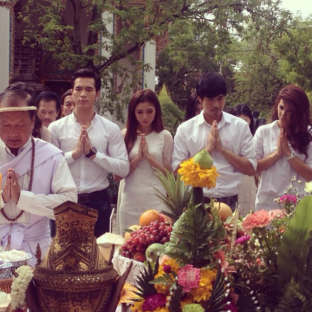 รถไฟ เรือเมล์ ลิเก กองถ่าย