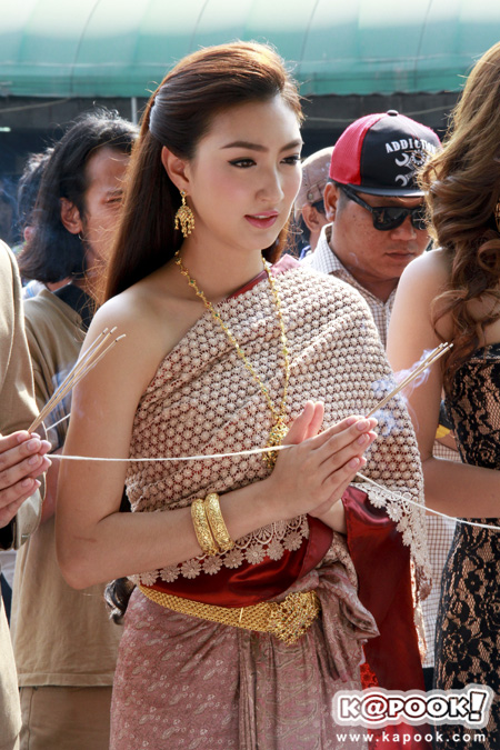 ละคร แหวนสวาท บวงสรวง