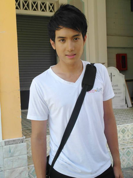 เพชร นพรัตน์ ประเสริฐสุข