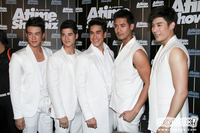ภาพเบื้องหลังถ่าย โปสเตอร์คอนเสิร์ต Give Me 5