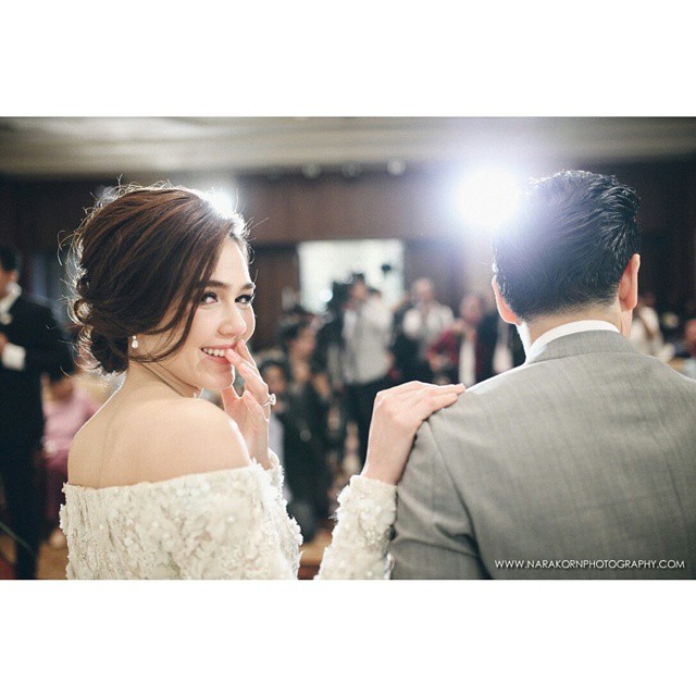 หนังสือพิมพ์แต่งงาน ชมพู่ น็อต The Good News