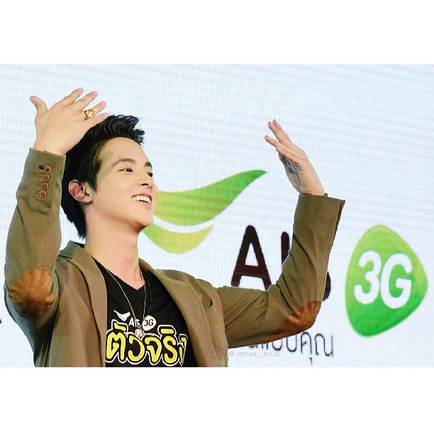 เจมส์ จิรายุ