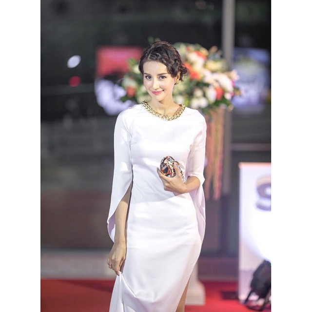 น้ำฝน พัชรินทร์