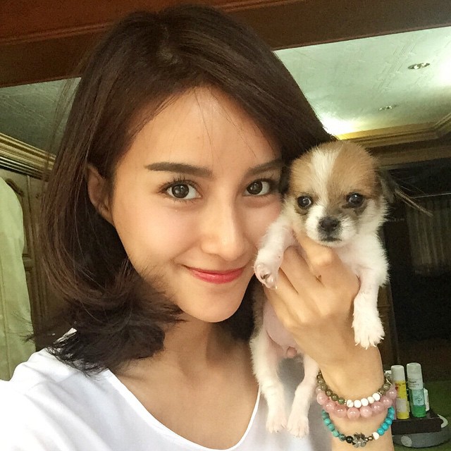 น้ำฝน พัชรินทร์