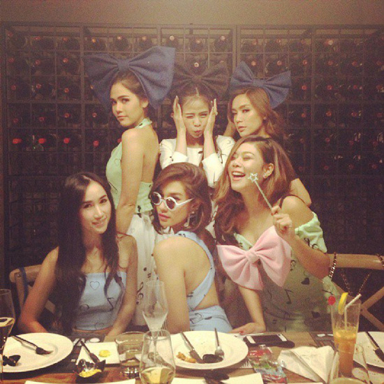 ปาร์ตี้วันเกิด พลอย ชวพร