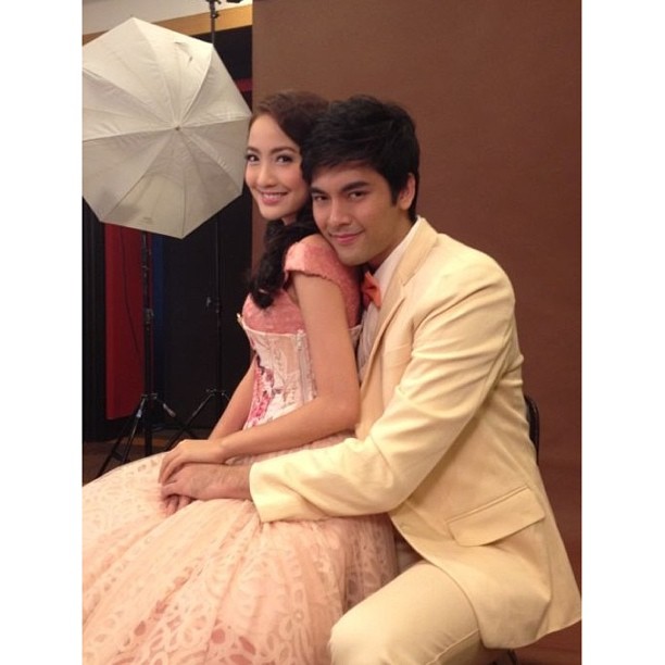 คุณชายรัชชานนท์ - สร้อยฟ้า (บอม แต้ว)