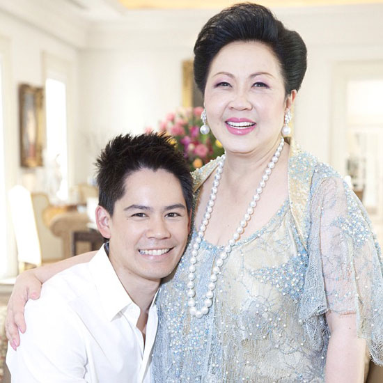 คุณหญิงพรทิพย์ ณรงค์เดช ครอบครัวณรงค์เดช