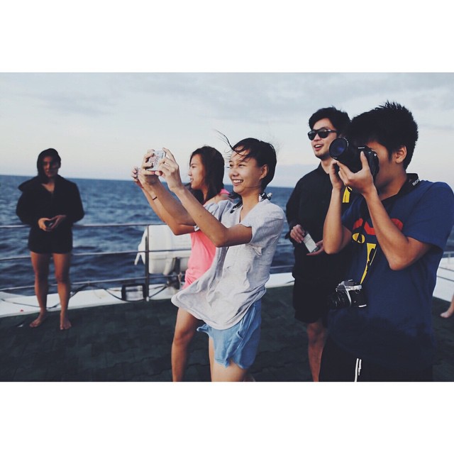 ย้ง ทรงยศ นำทีมดาราวัยโจ๋ ดำน้ำชมปะการัง เกาะหลีเป๊ะ