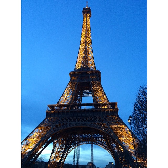 อ้วน รังสิต เที่ยวปารีส