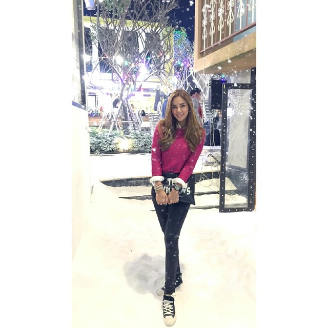 อุ้ม ลักขณา