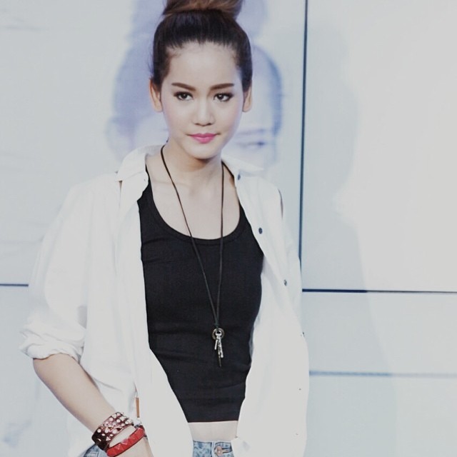 โบว์ เมลดา ประวัติ