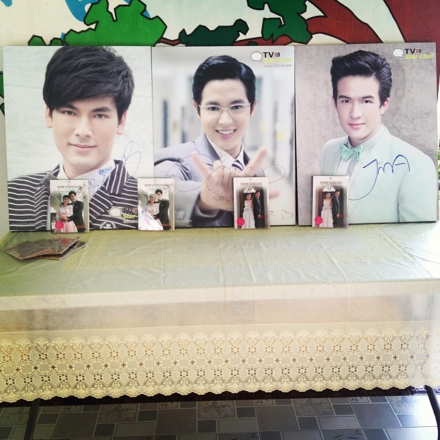 เกรท วรินทร บอม ธนิน ร่วมกิจกรรม จุฑาเทพ Charity ส่งความสุขให้น้องบ้านราชาวดี