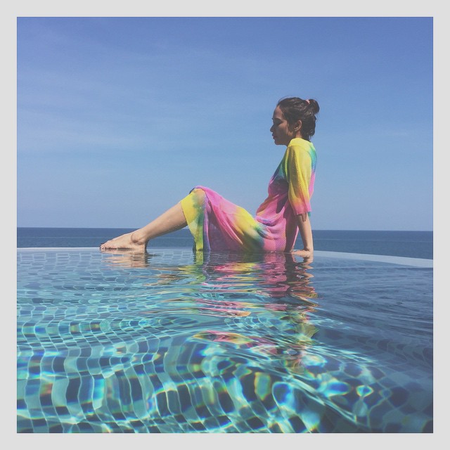 พลอย เฌอมาลย์ ชุดว่ายน้ำ