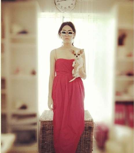 ชมพู่ อารยา กับน้องหมาชิวาวา