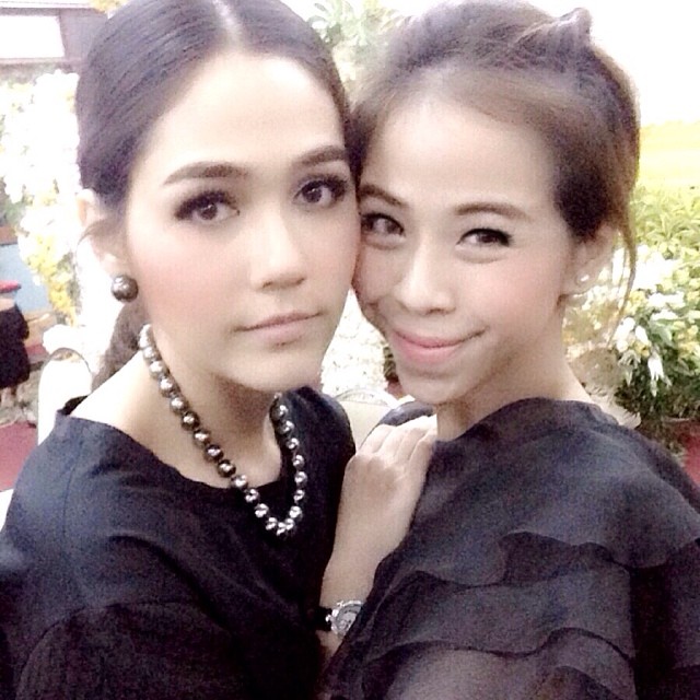 ชมพู่ อารยา