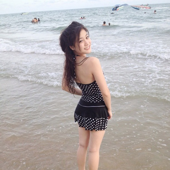 นภัสสร เอี่ยมเจริญ