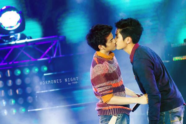 คอนเสิร์ต ฮอร์โมน