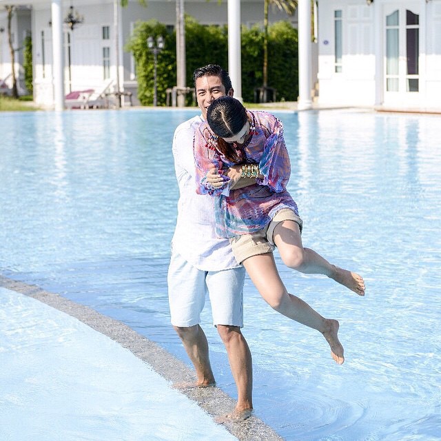 ติ๊ก มิว นิตยสาร Honeymoon+Travel 