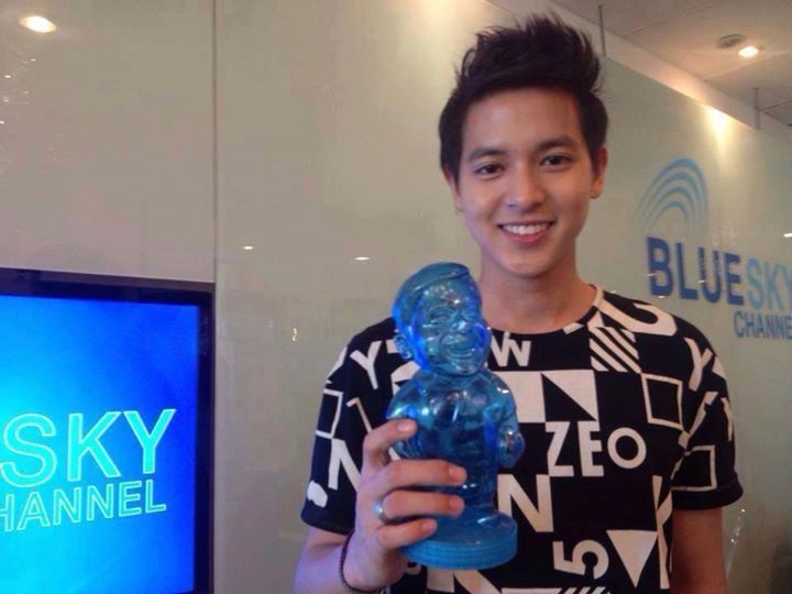 เจมส์ จิรายุ 