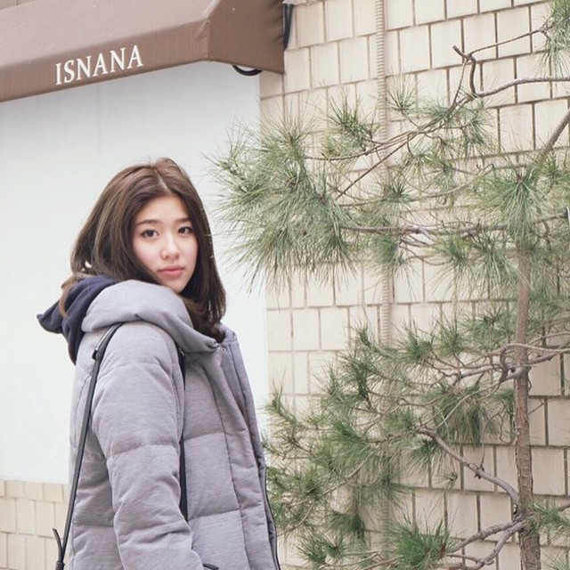 แก้ว จริญญา