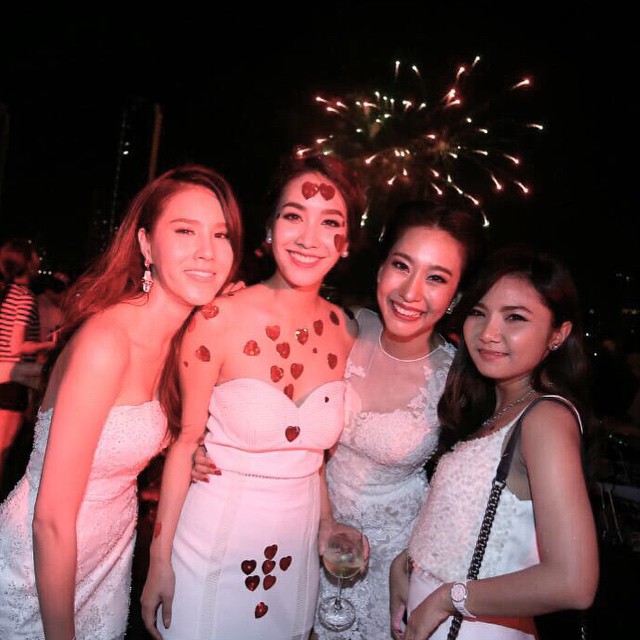 มิน พีชญา