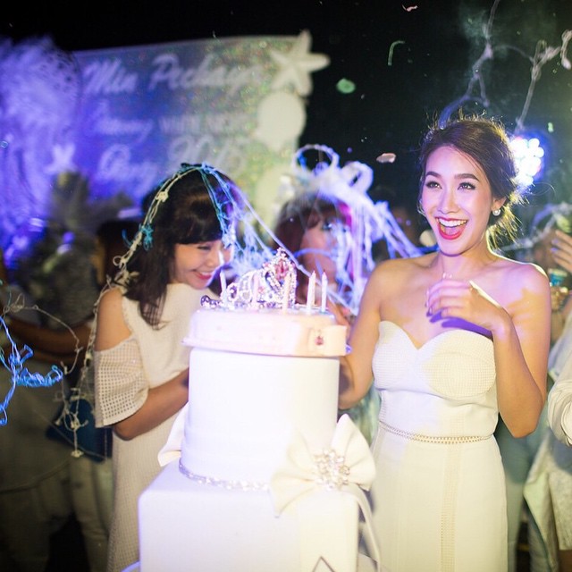 มิน พีชญา