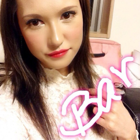 มิยาบิ มาเรีย โอซาว่า ประวัติ