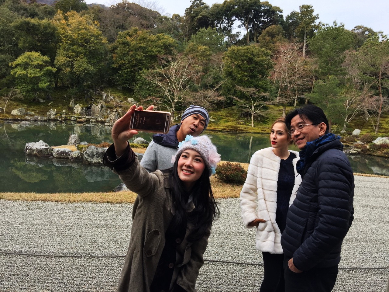 ขวัญ อุษามณี