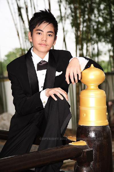 หนักแน่น อาทิตย์ นิยมกุล , มิว รักแห่งสยาม