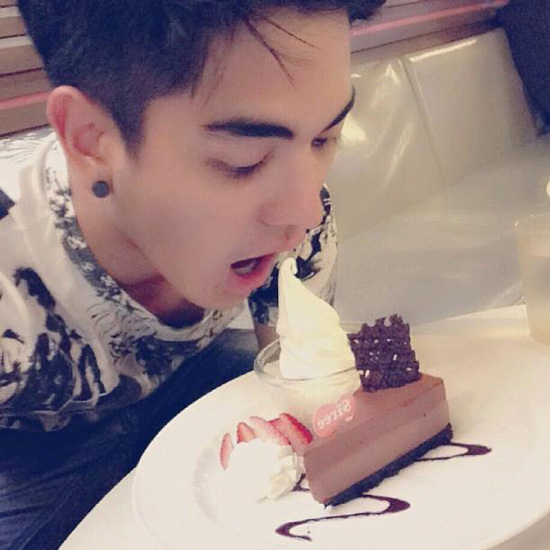 หนักแน่น อาทิตย์ นิยมกุล , มิว รักแห่งสยาม