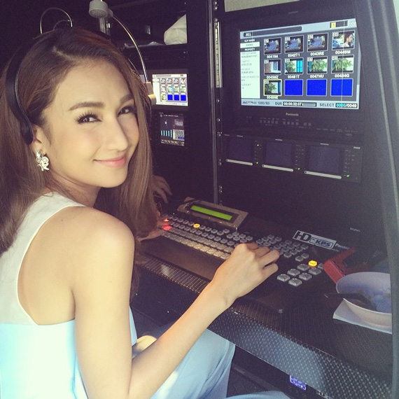 เนย โชติกา