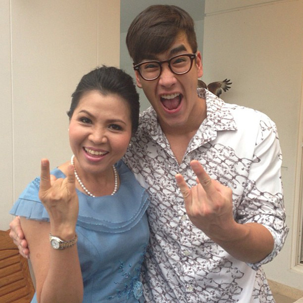 ณเดชน์ - แม่แก้ว