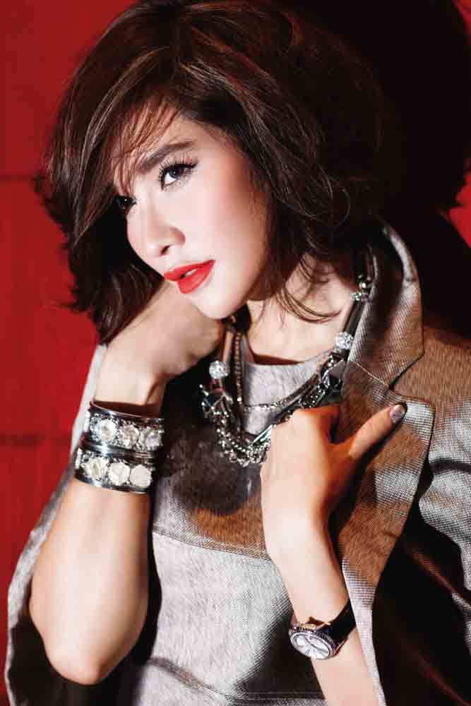 พลอย เฌอมาลย์ ปกนิตยสาร นูเมโร