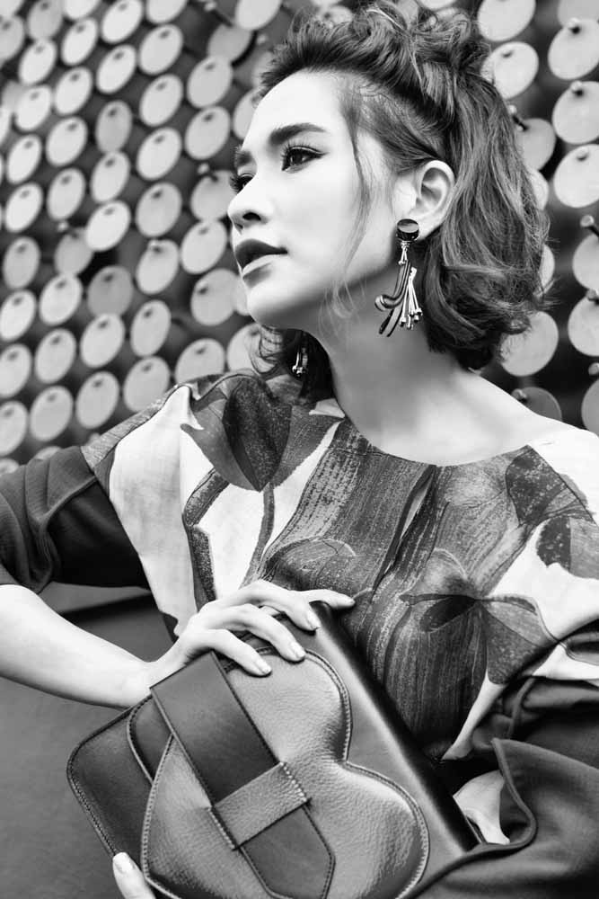 พลอย เฌอมาลย์ ปกนิตยสาร นูเมโร