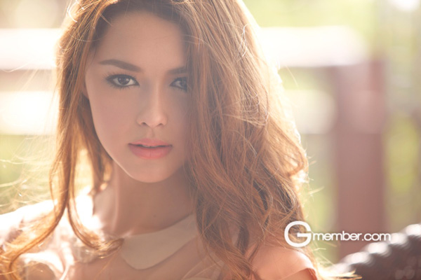 แพทริเซีย กู๊ด - แยม มทิรา ขึ้นปกนิตยสาร In