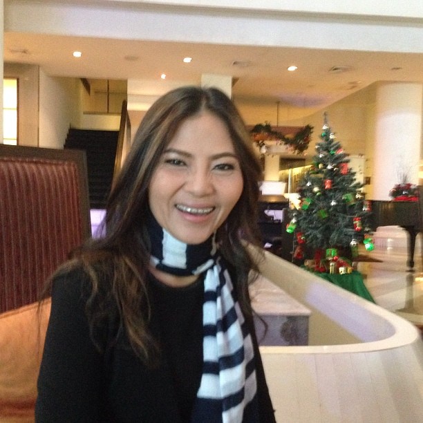 สุนารี ราชสีมา ประวัติ