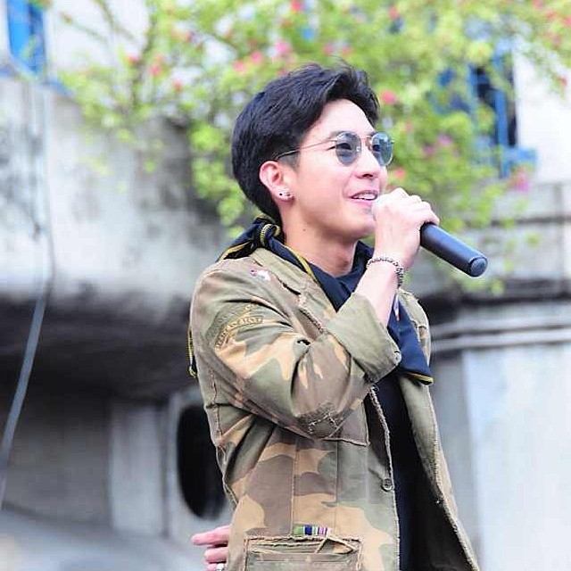 แตงโม ภัทรธิดา ดาราร่วมชุมนุม ปิดกรุงเทพ