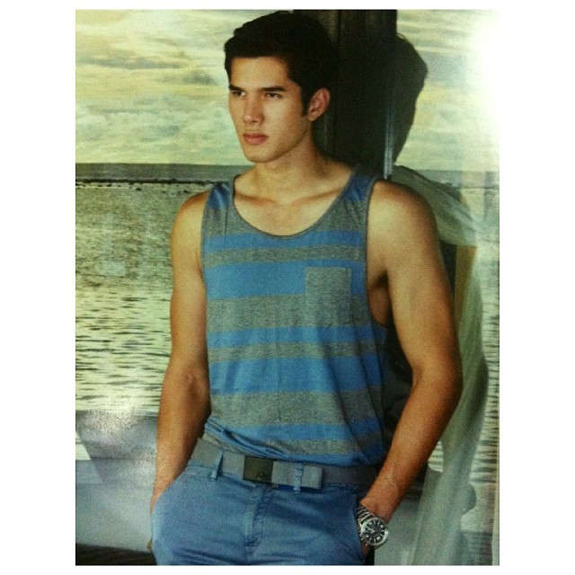 มิกค์ ทองระย้า ปกนิตยสาร VOLUME