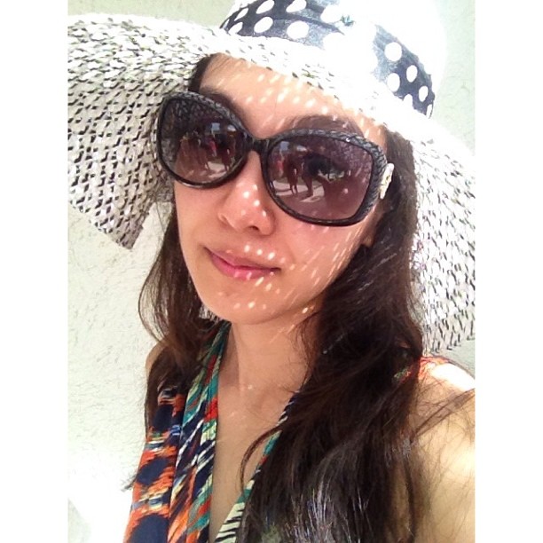 ใยไหม มรกต หทัยวสีวงศ์ ประวัติ