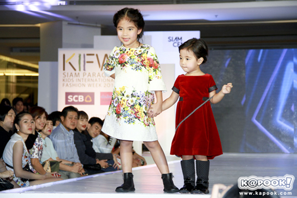 แฟชั่นโชว์เด็ก