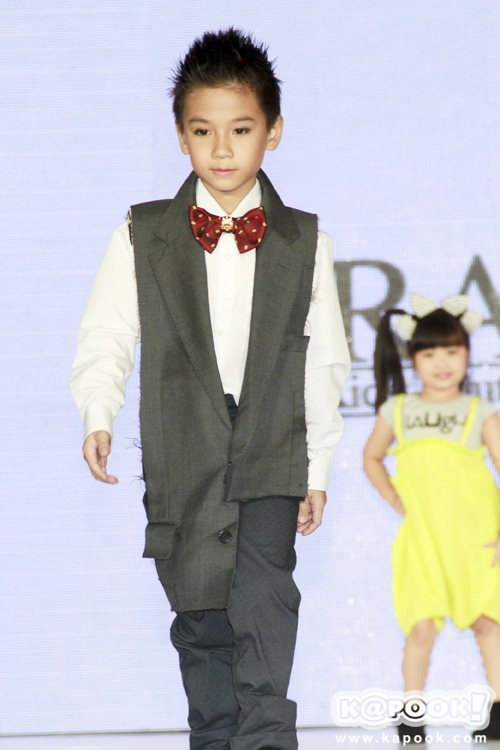 แฟชั่นโชว์เด็ก