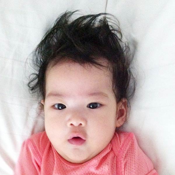 น้องนาวา ลูกสาว อ้อม พิยดา