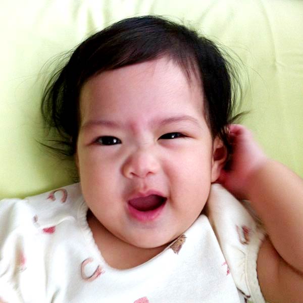 น้องนาวา ลูกสาว อ้อม พิยดา