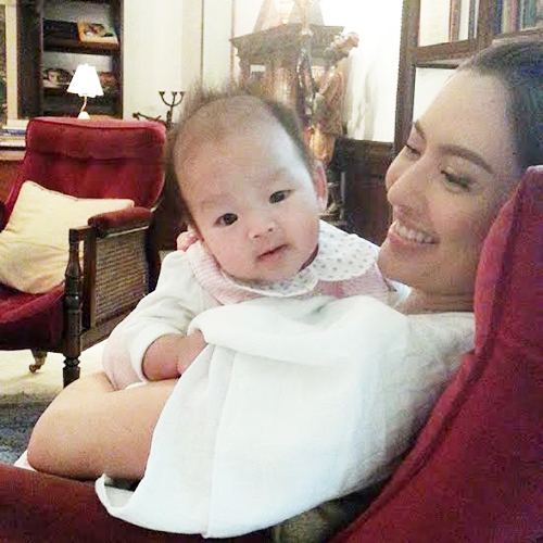 น้องปีใหม่ ลูกแอฟ 