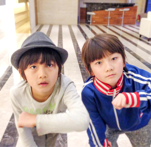 เด็กแฝดญี่ปุ่น เออะ เอรัน