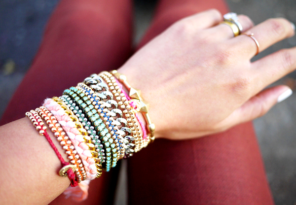 D.I.Y. กำไลข้อมือ