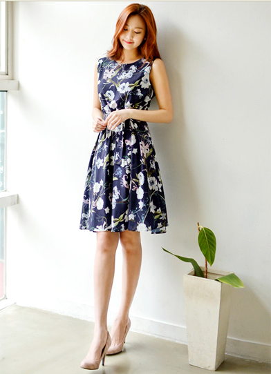 ชุดแม็กซี่เดรสสั้น