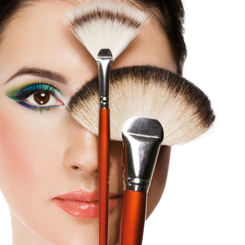 แปรงแต่งหน้ารูปพัด